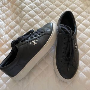 Tory Burch Sneakers size 7